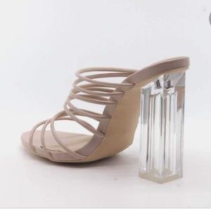 Cape Robbin nude heels size 7